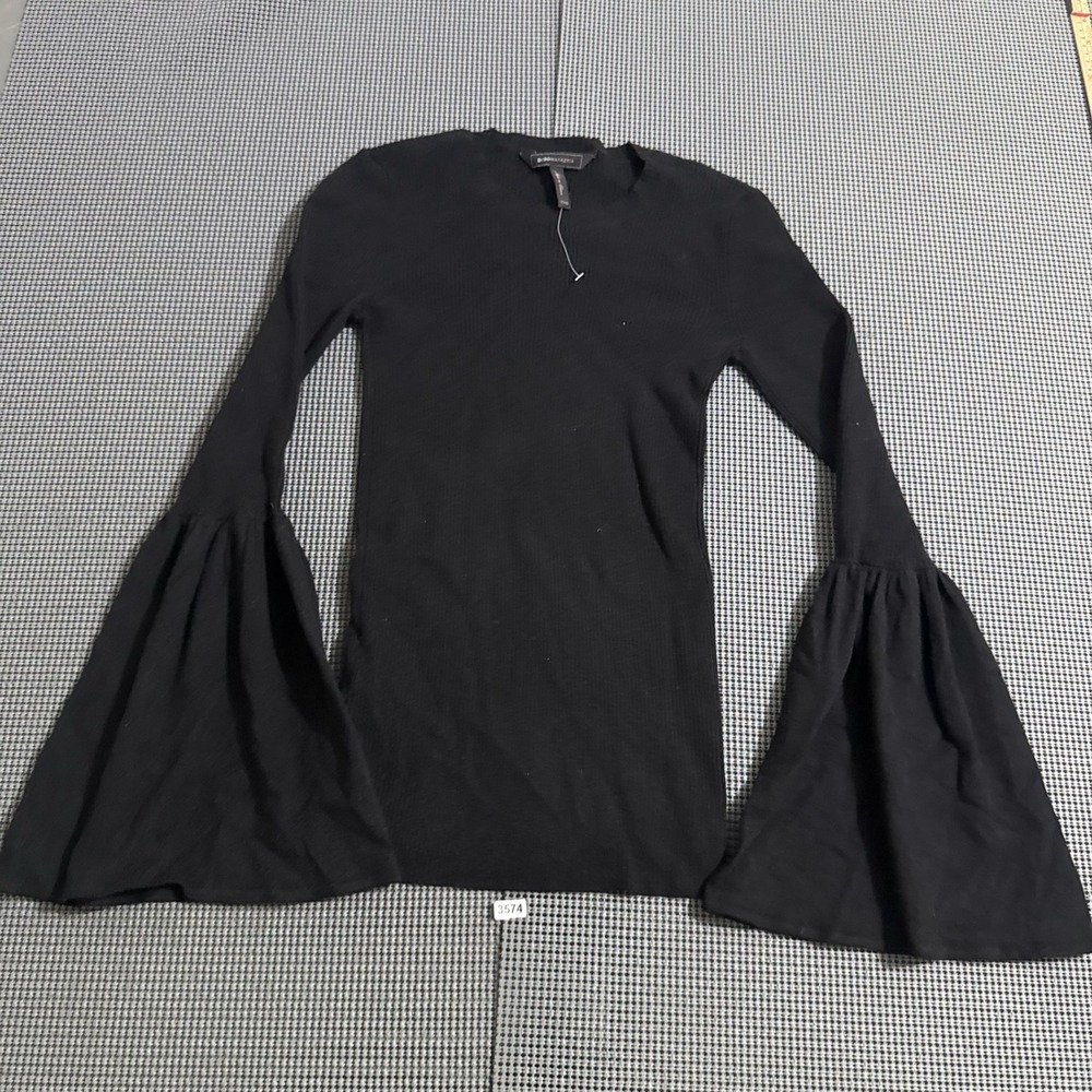 BCBGMAXAZRIA Womens Black Ribbed Knit Bell Sleeve Top Size XXS